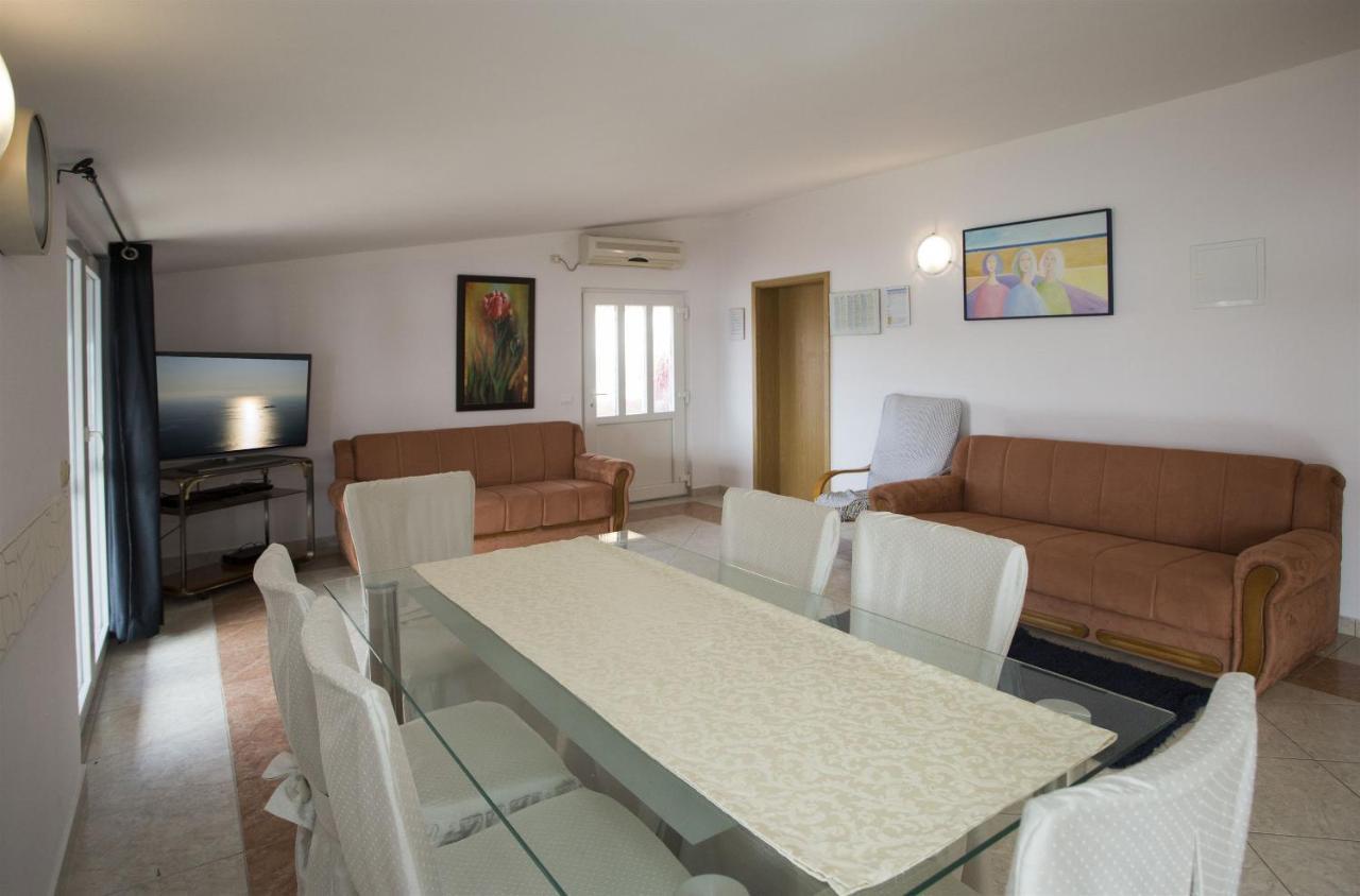 Apartments Gudelj โตรกีร์ ภายนอก รูปภาพ