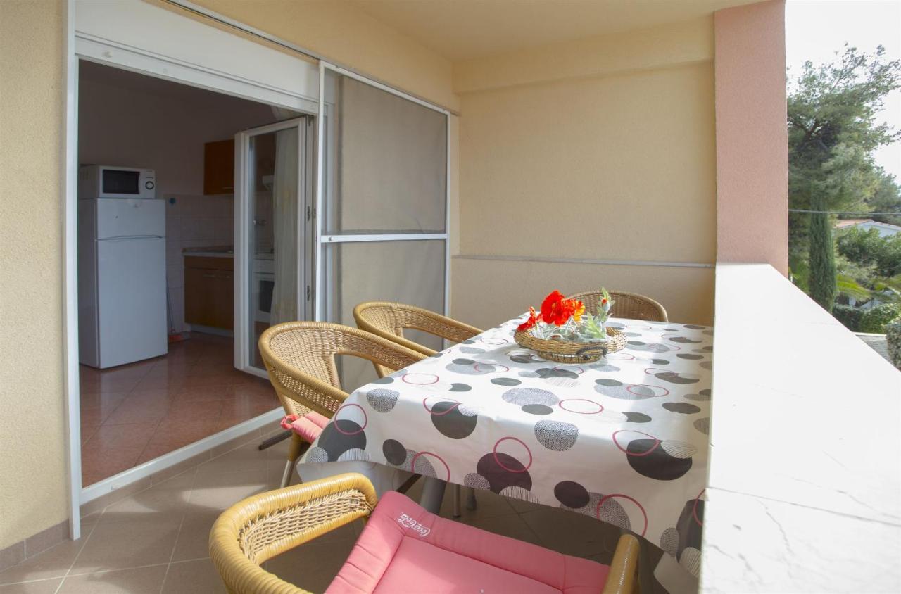 Apartments Gudelj โตรกีร์ ภายนอก รูปภาพ