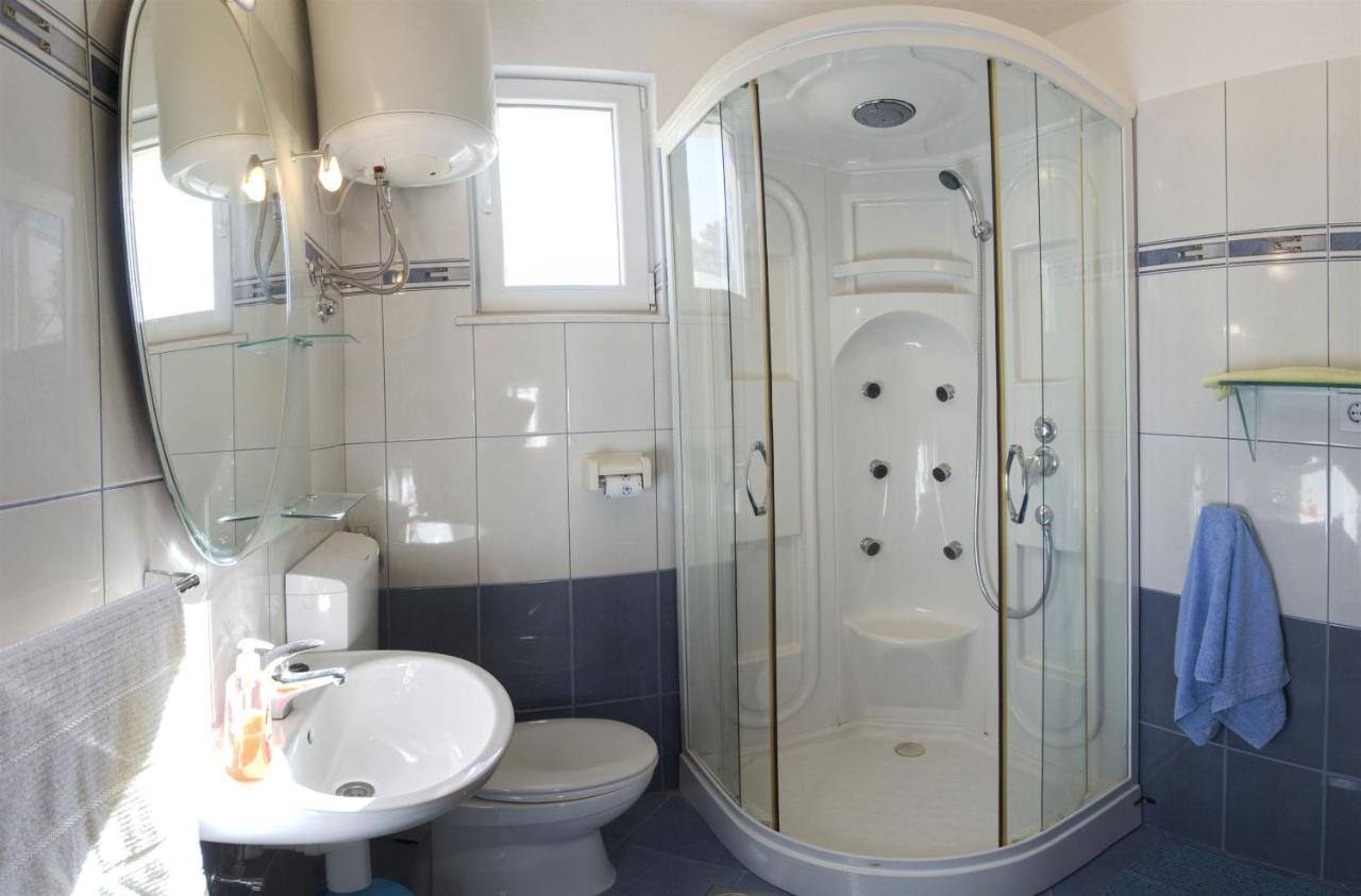 Apartments Gudelj โตรกีร์ ภายนอก รูปภาพ