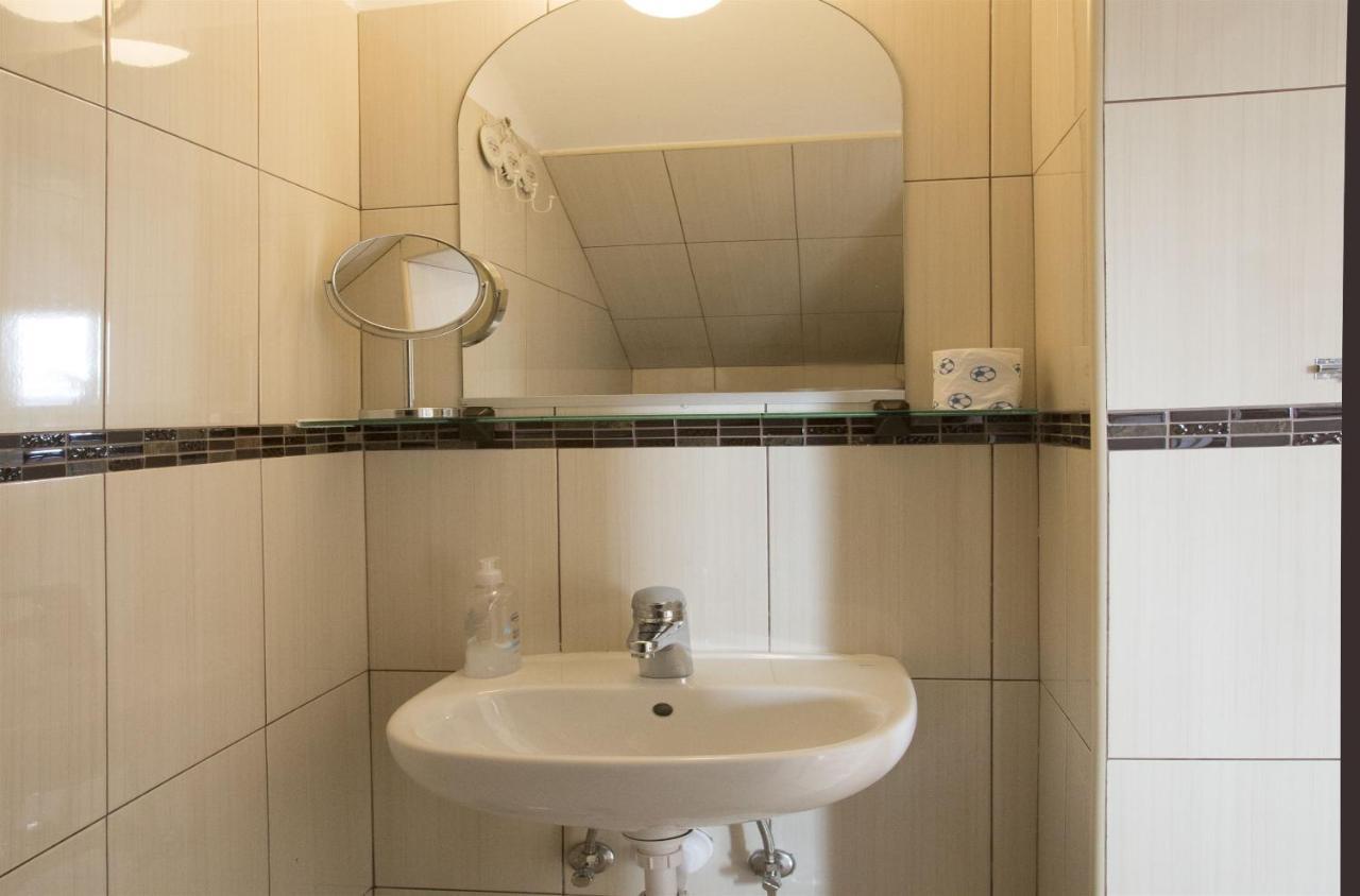 Apartments Gudelj โตรกีร์ ภายนอก รูปภาพ